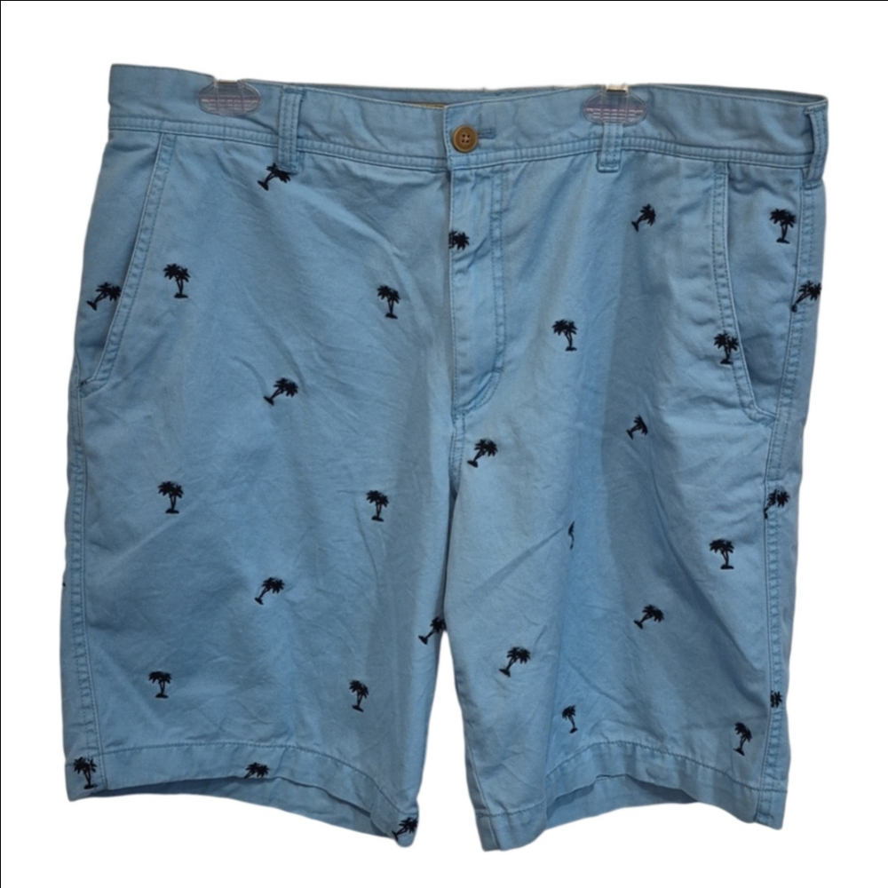Izod Blue Shorts with Palm Tree Design In Size 38 With 9 Inch Inseam - Picture 1 of 7